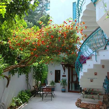 Ipek Kemer